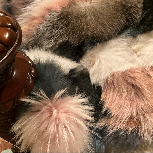 Fox Fur Blanket, custom made, patch style with stunning colors!!! - Picture 6 of 11